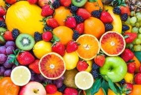 Поживна цінність та глікемічний індекс фруктів: ТАБЛИЦЯ