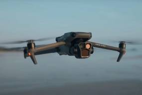 Квадрокоптер DJI Mavic 3 Pro: висока якість зйомки та максимальні можливості