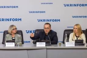 Діабет «молодшає», а ускладнення — частішають: в Києві відбулася публічна експертна дискусія