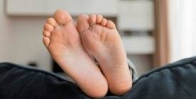 Догляд за стопами при діабеті: що повинно бути у складі вашого крему для ніг