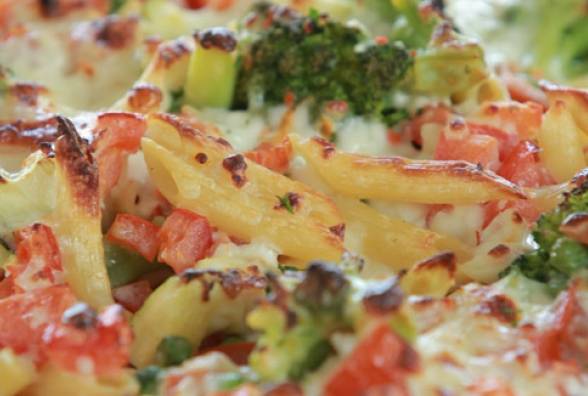 Итальянская макаронная запеканка - диетический рецепт - изображение