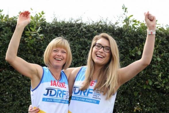 Мать и дочь с диабетом, приняли участие в благотворительном марафоне - изображение
