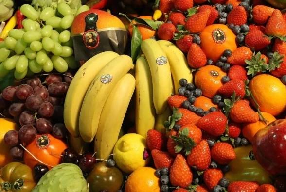 Фрукты и ягоды: самые сахарные и самые полезные варианты для людей с диабетом - изображение