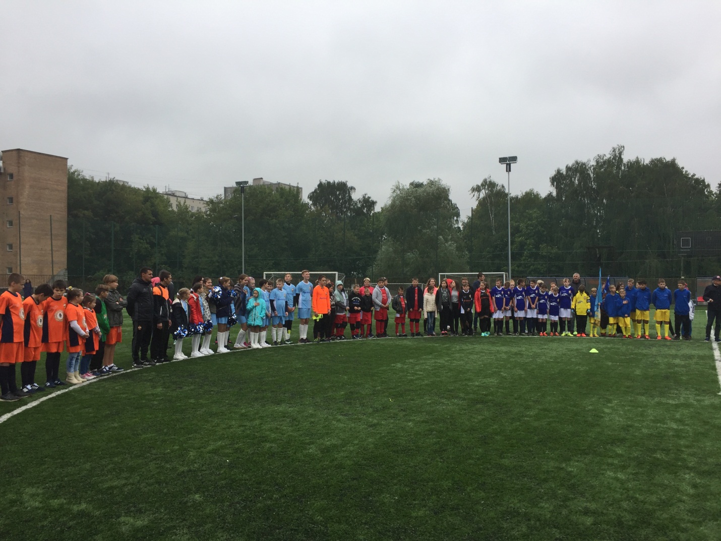 В Москве прошел чемпионат по футболу для детей «Мы все можем сами» - 3 изображение
