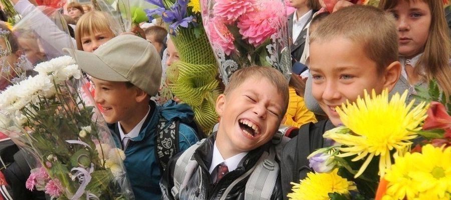 С НОВЫМ УЧЕБНЫМ ВАС, ``СЛАДКИЕ`` ! - изображение