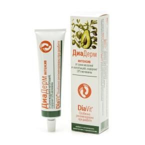 Ухоженные ножки, открытые босоножки - 3 изображение